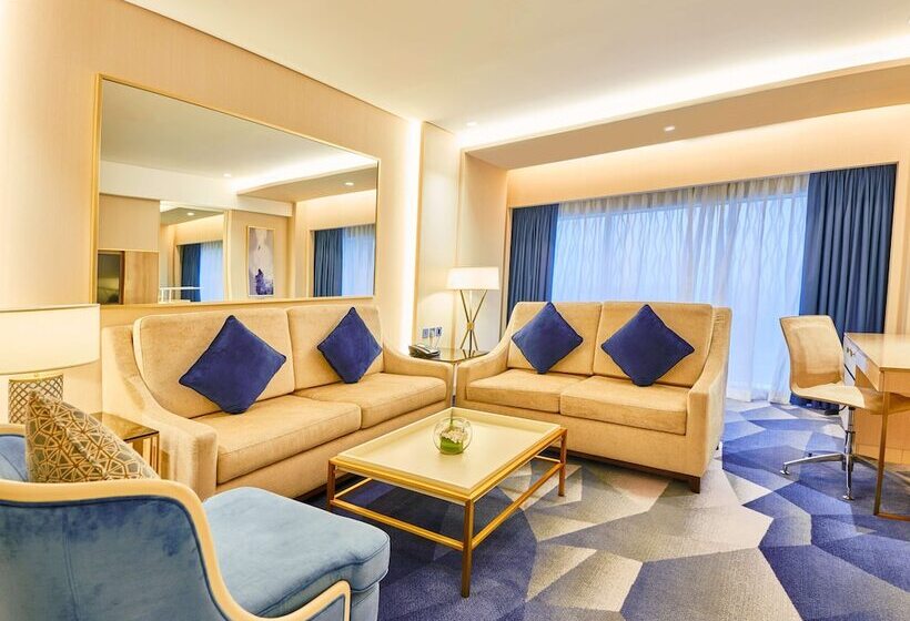 سوییت, The Diplomat Radisson Blu Hotel Residence & Spa