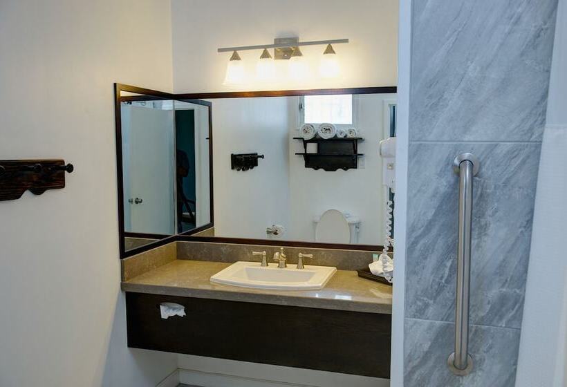 סוויטת ג'וניור, The Great House Inn