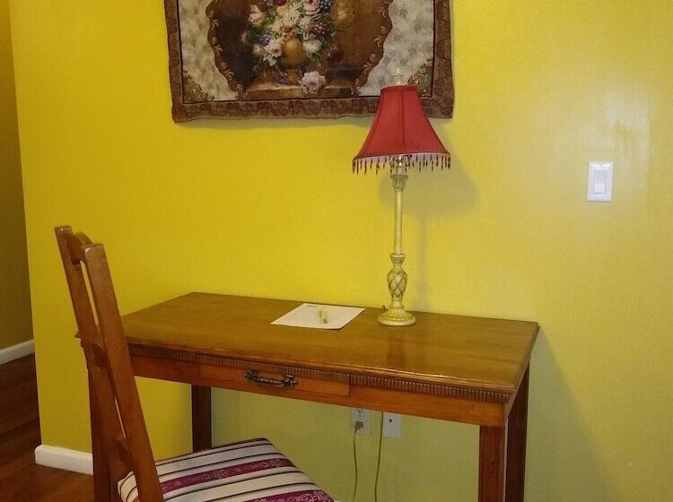 חדר סופריור, The Great House Inn