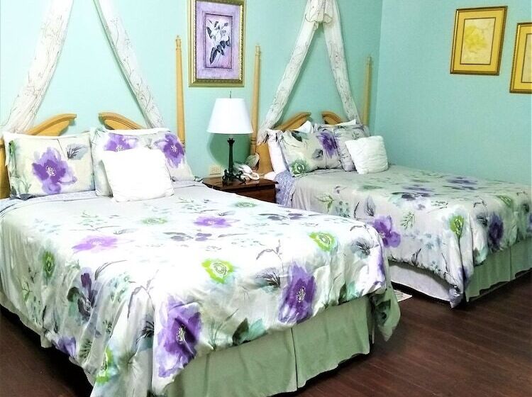 חדר סטנדרט, The Great House Inn