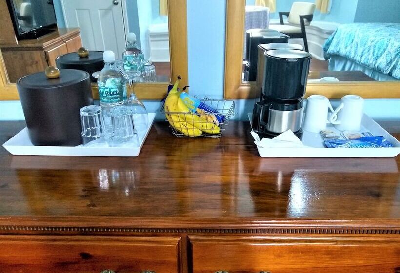 חדר דלוקס, The Great House Inn