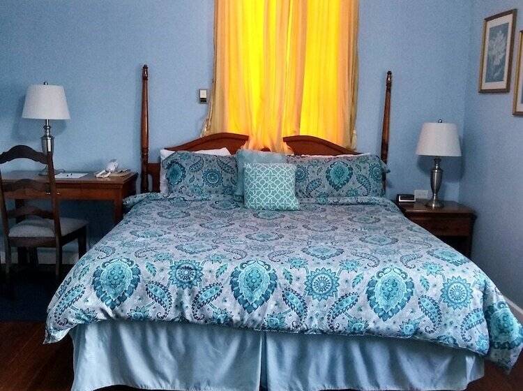 חדר דלוקס, The Great House Inn