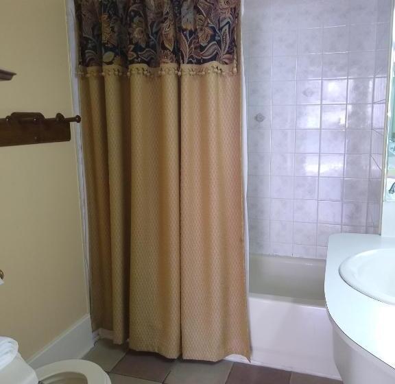 חדר סטנדרט, The Great House Inn