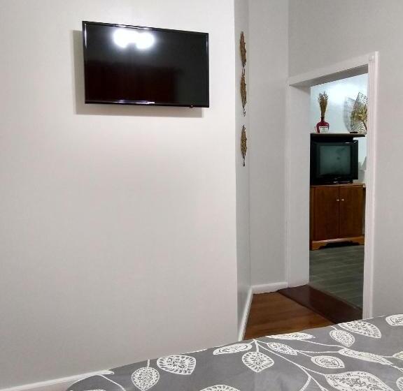 סוויטה, The Great House Inn