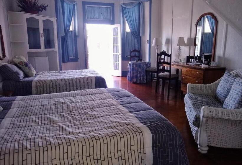 חדר סופריור, The Great House Inn