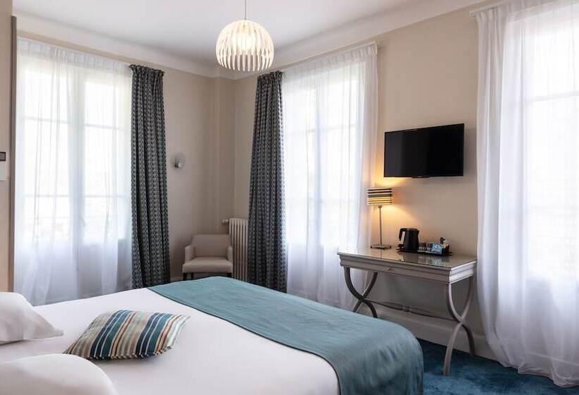 수피리어 룸, Hôtel Les Nations The Originals Boutique Vichy