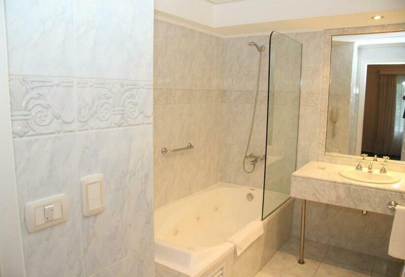 시니어 스위트, Parque Hotel Jean Clevers