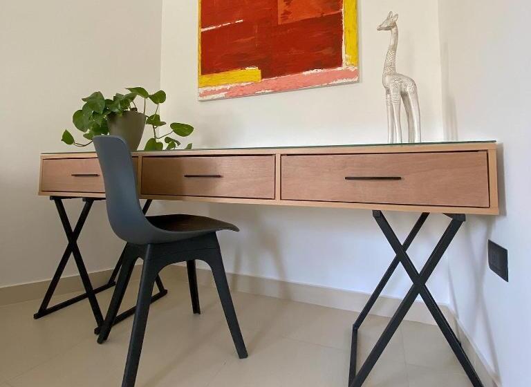 سوئیت 2 خوابه, Nu Fifty Two