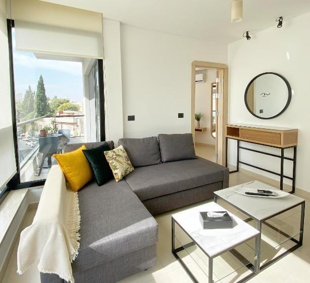 آپارتمان 1 خوابه, Nu Fifty Two