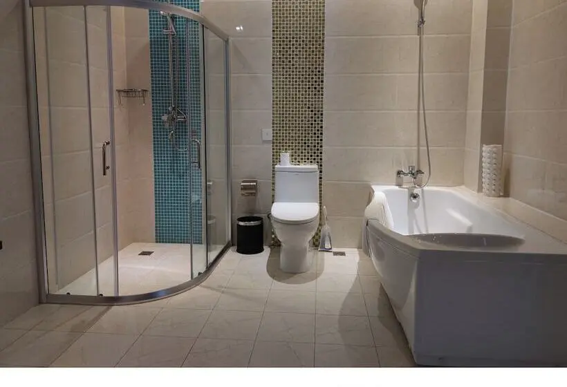 سوییت اجرایی, Golden Peacock Hotel Blantyre