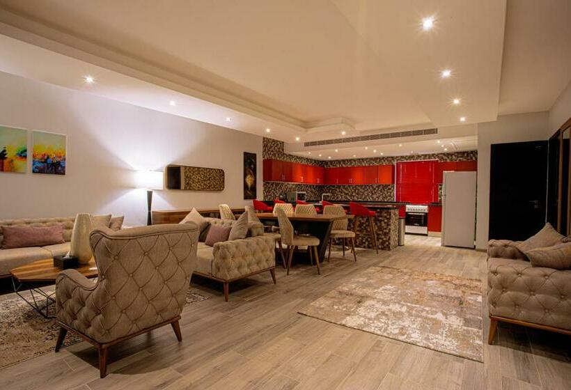 סוויטה דלוקס, Andalus Habitat