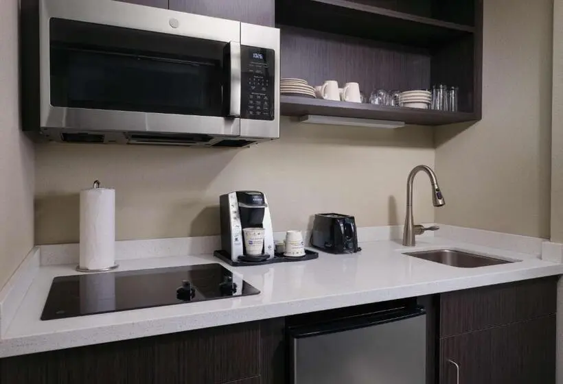 キングサイズベッドのスタンダードルーム, Best Western Plus Executive Residency Jackson Northeast