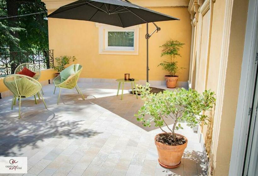 발코니 디럭스 룸, Capriccio Art