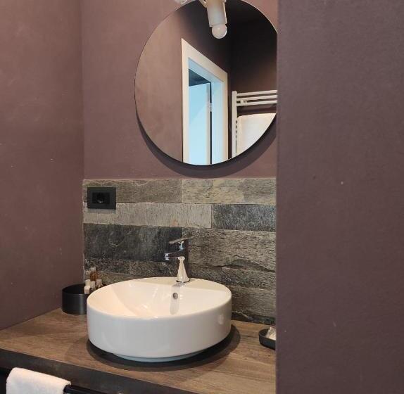 패밀리 주니어 스위트, Capriccio Art