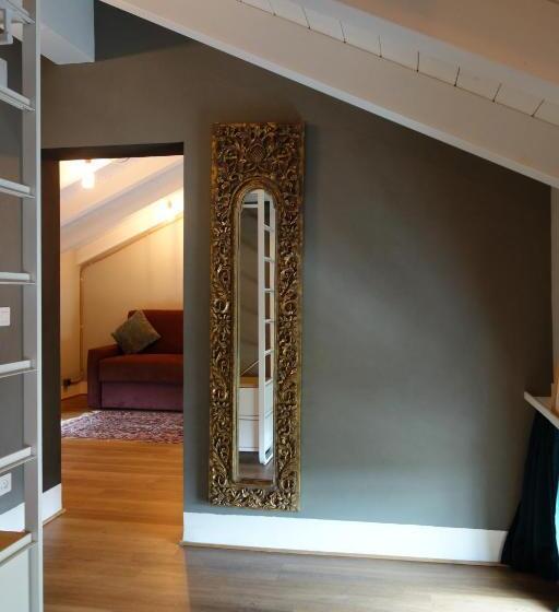 디럭스 룸, Capriccio Art