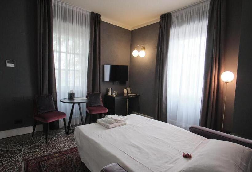 패밀리 주니어 스위트, Capriccio Art