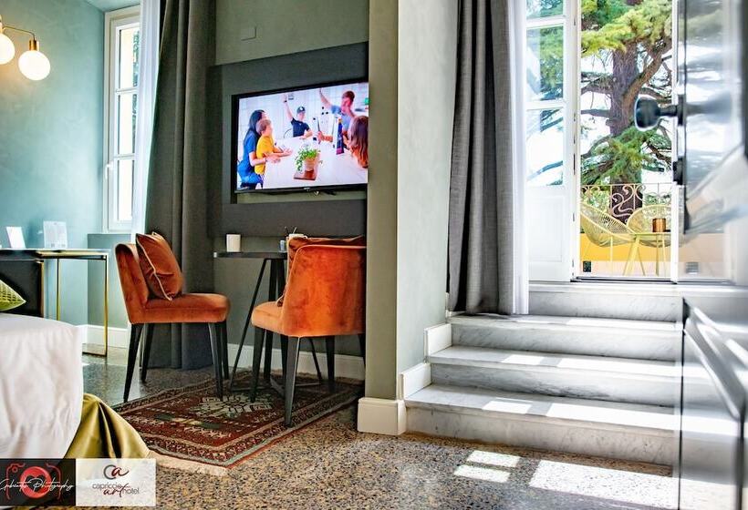 디럭스 룸, Capriccio Art