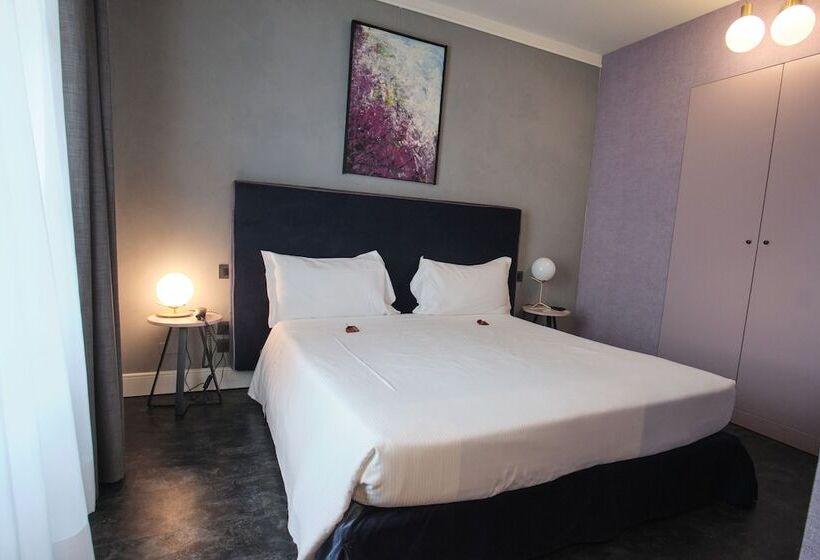 패밀리 룸, Capriccio Art