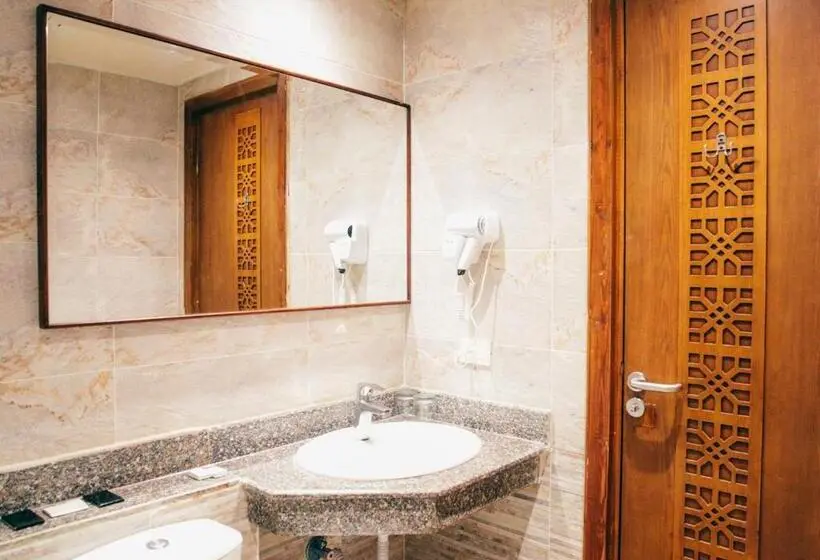 اتاق استاندارد با چشم‌انداز شهر, Retal View North Coast Aqua Park