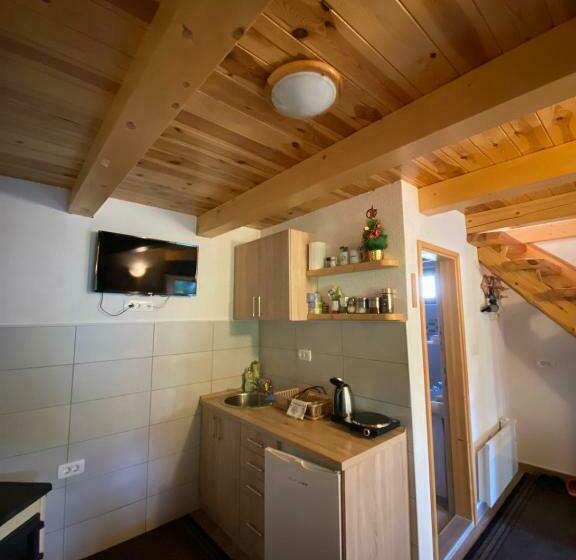 بانگلوی استاندارد, Bungalows And Rooms Ivan