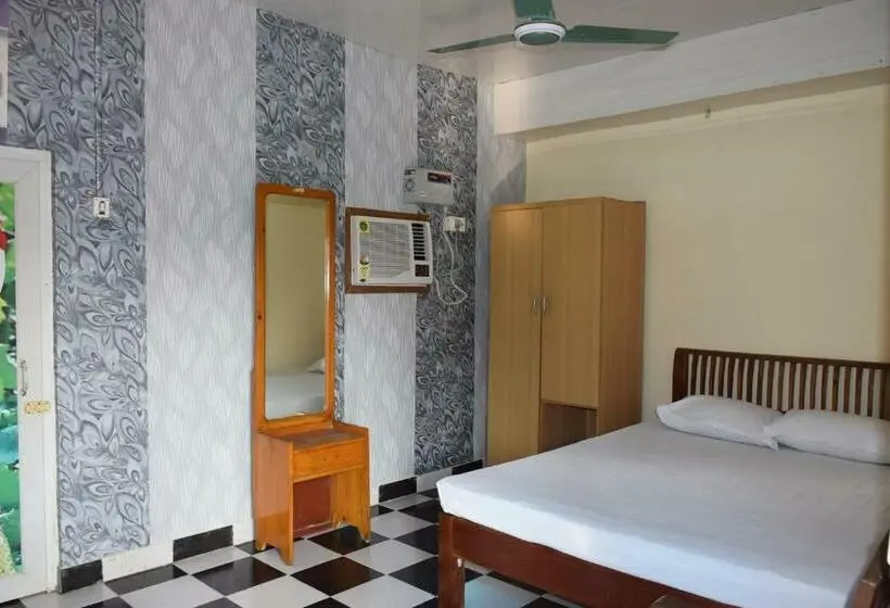 デラックスルーム, Royal Sundarban Wild Resort