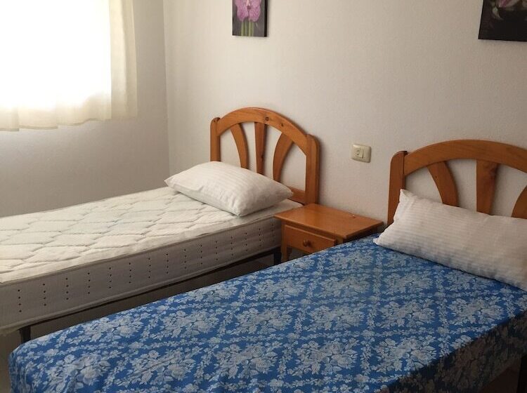 آپارتمان 2 خوابه, Apartamentos Picasso 46