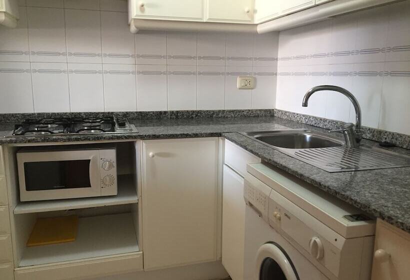 آپارتمان 2 خوابه, Apartamentos Picasso 46