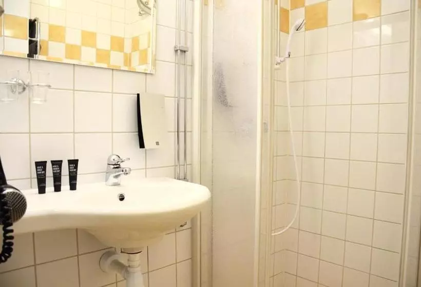اتاق استاندارد یک نفره, Clarion Collection Hotel Etage
