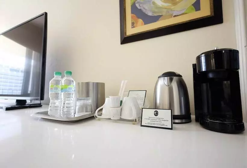 اتاق لوکس, Courtleigh Hotel & Suites