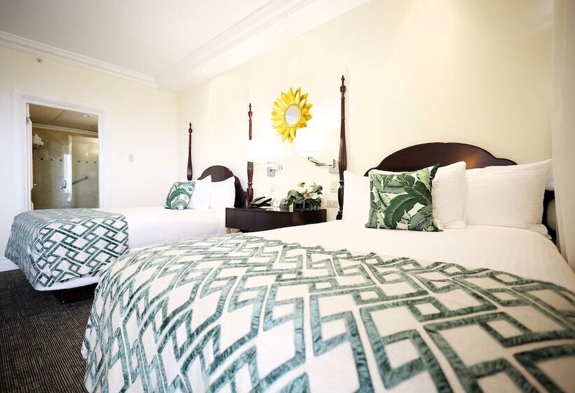 デラックスルーム, Courtleigh Hotel & Suites