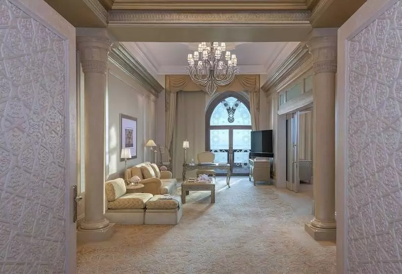 デラックススイート, Emirates Palace Mandarin Oriental, Abu Dhabi