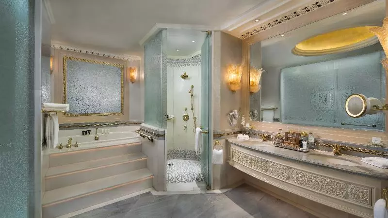 デラックススイート, Emirates Palace Mandarin Oriental, Abu Dhabi