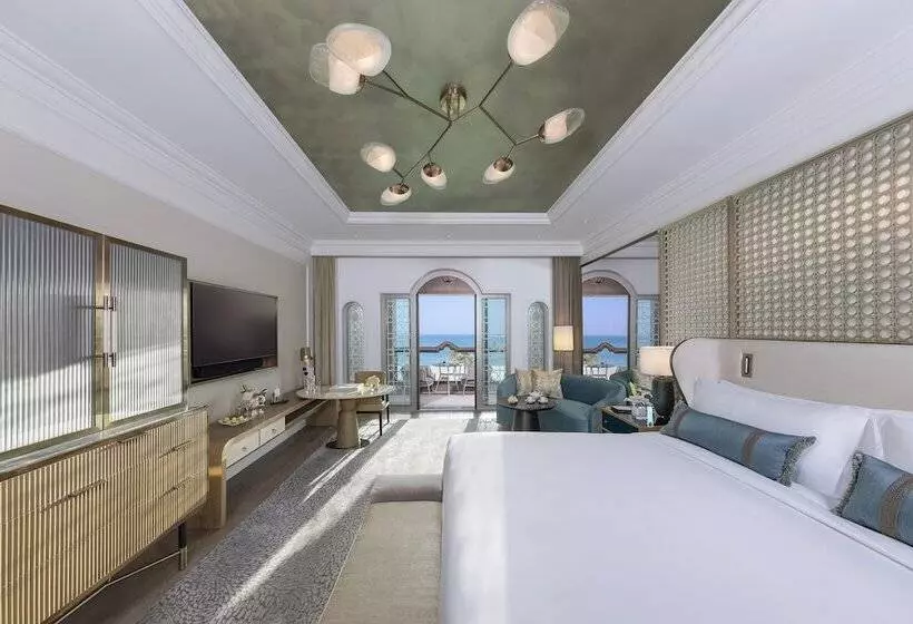 シティビューのデラックスルーム, Emirates Palace Mandarin Oriental, Abu Dhabi