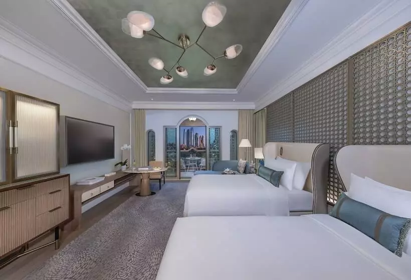 シティビューのデラックスルーム, Emirates Palace Mandarin Oriental, Abu Dhabi