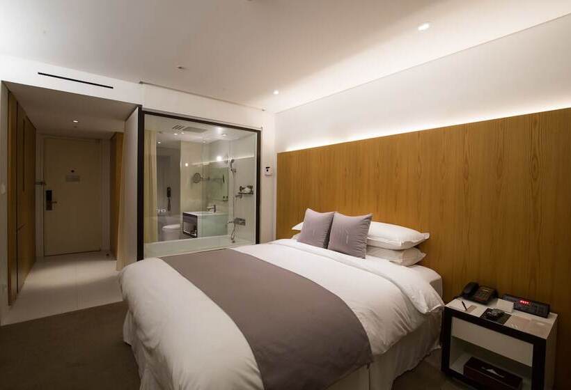 Номер Deluxe Вид на Горы, Grand Walkerhill Seoul