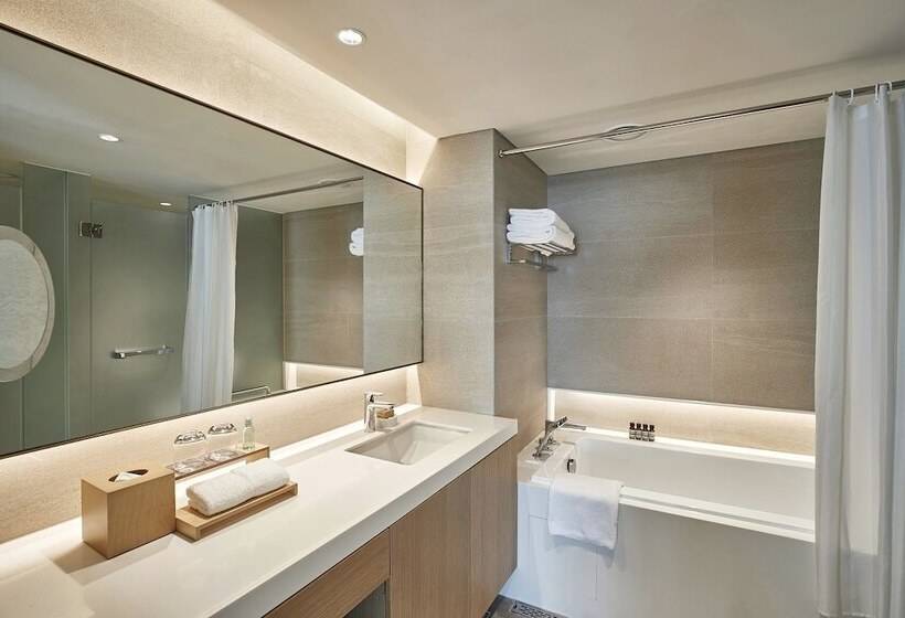 Люкс Клуб, Grand Walkerhill Seoul