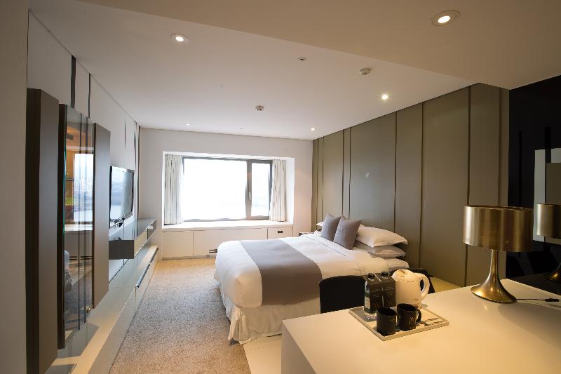 Номер Deluxe Вид на Горы, Grand Walkerhill Seoul