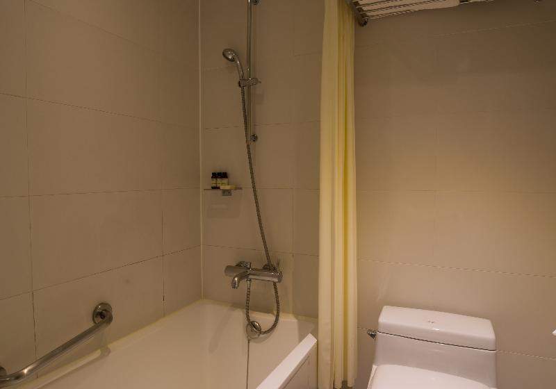 Номер Deluxe Вид на Горы, Grand Walkerhill Seoul