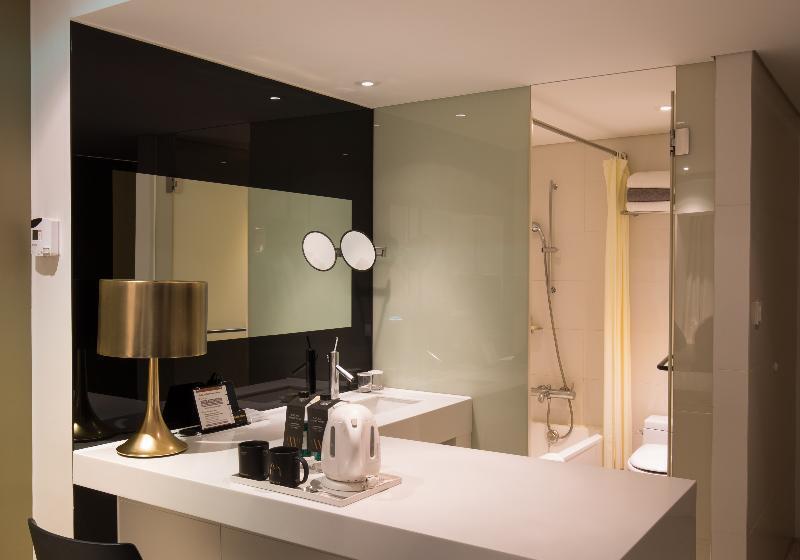 Номер Deluxe Вид на Горы, Grand Walkerhill Seoul