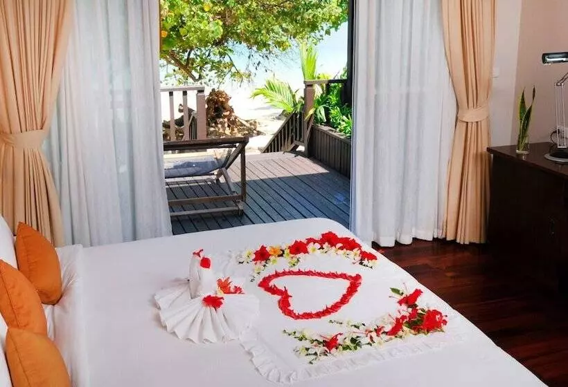 スタンダードスタジオ, Phi Phi Holiday Resort