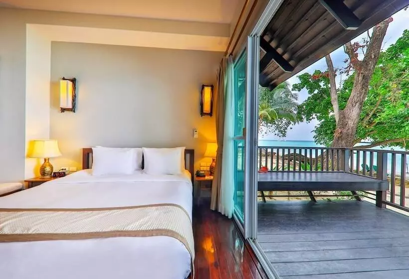 スタンダードスタジオ, Phi Phi Holiday Resort