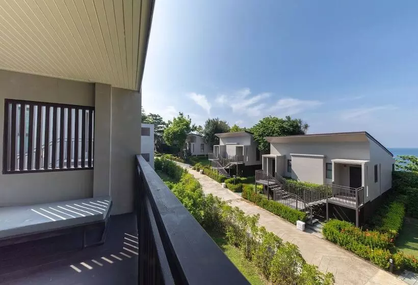 スタンダードスタジオ, Phi Phi Holiday Resort