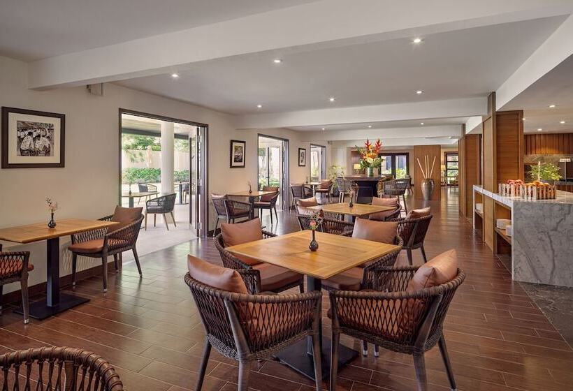 סוויטה אקזקיוטיב, Hyatt Regency Kuantan Resort