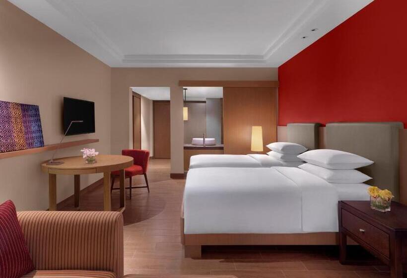 חדר קלאב עם נוף לים, Hyatt Regency Kuantan Resort