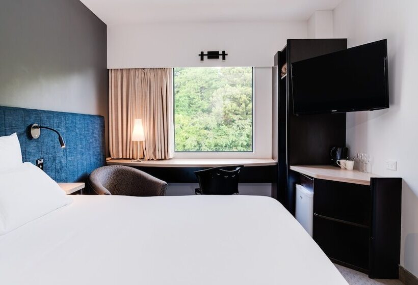 스탠다드 룸 더블 침대 2개, Ibis Rotorua