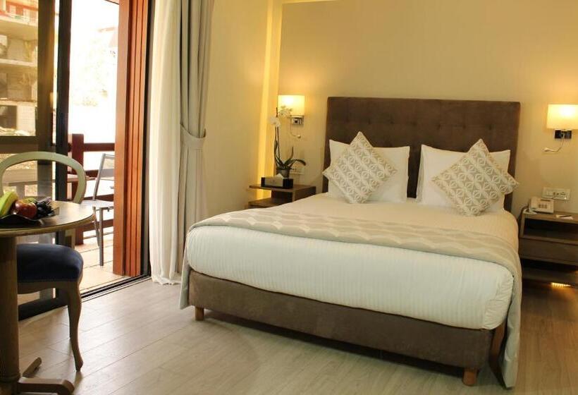 غرفة كلاسيكية مع بلكونة, Intercontinental Mzaar Lebanon Mountain Resort & Spa, An Ihg