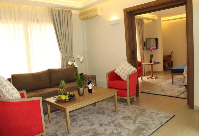 جناح سرير كينج, Intercontinental Mzaar Lebanon Mountain Resort & Spa, An Ihg