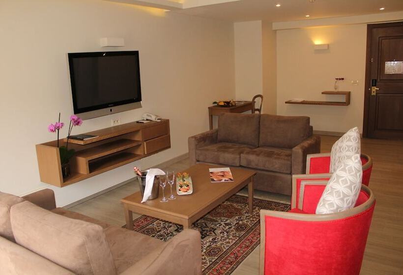 جناح ذو إطلالة, Intercontinental Mzaar Lebanon Mountain Resort & Spa, An Ihg