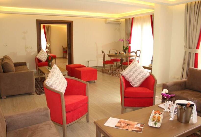 سوئیت با چشم‌انداز, Intercontinental Mzaar Lebanon Mountain Resort & Spa, An Ihg
