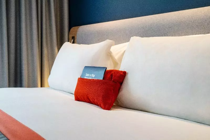 اتاق لوکس با تخت بزرگ, Intercontinental Mzaar Lebanon Mountain Resort & Spa, An Ihg